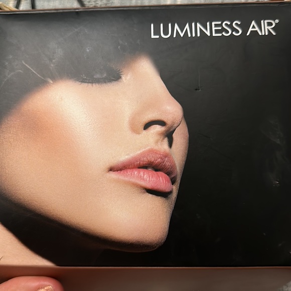 Luminess Air airbrush makeup system